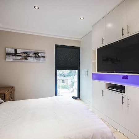 Modern Bedroom In London !! Esterno foto